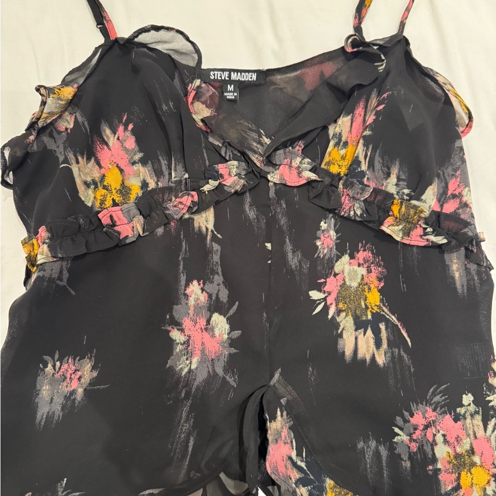 Steve Madden Floral Ruffle tank
